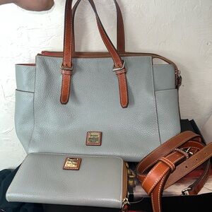 Dooney and Bourke purse and wallet set